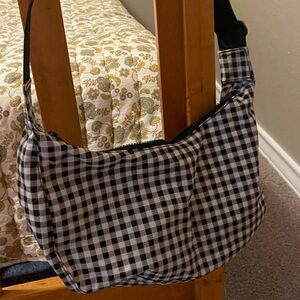 BAGGU Black and White Checkered Crossbody Bag